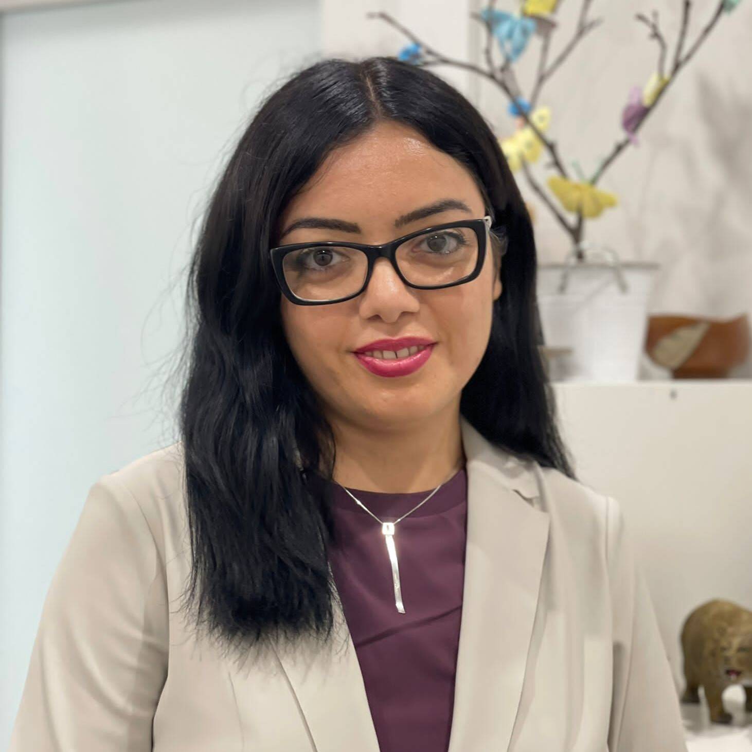 Lia Khalili, RP